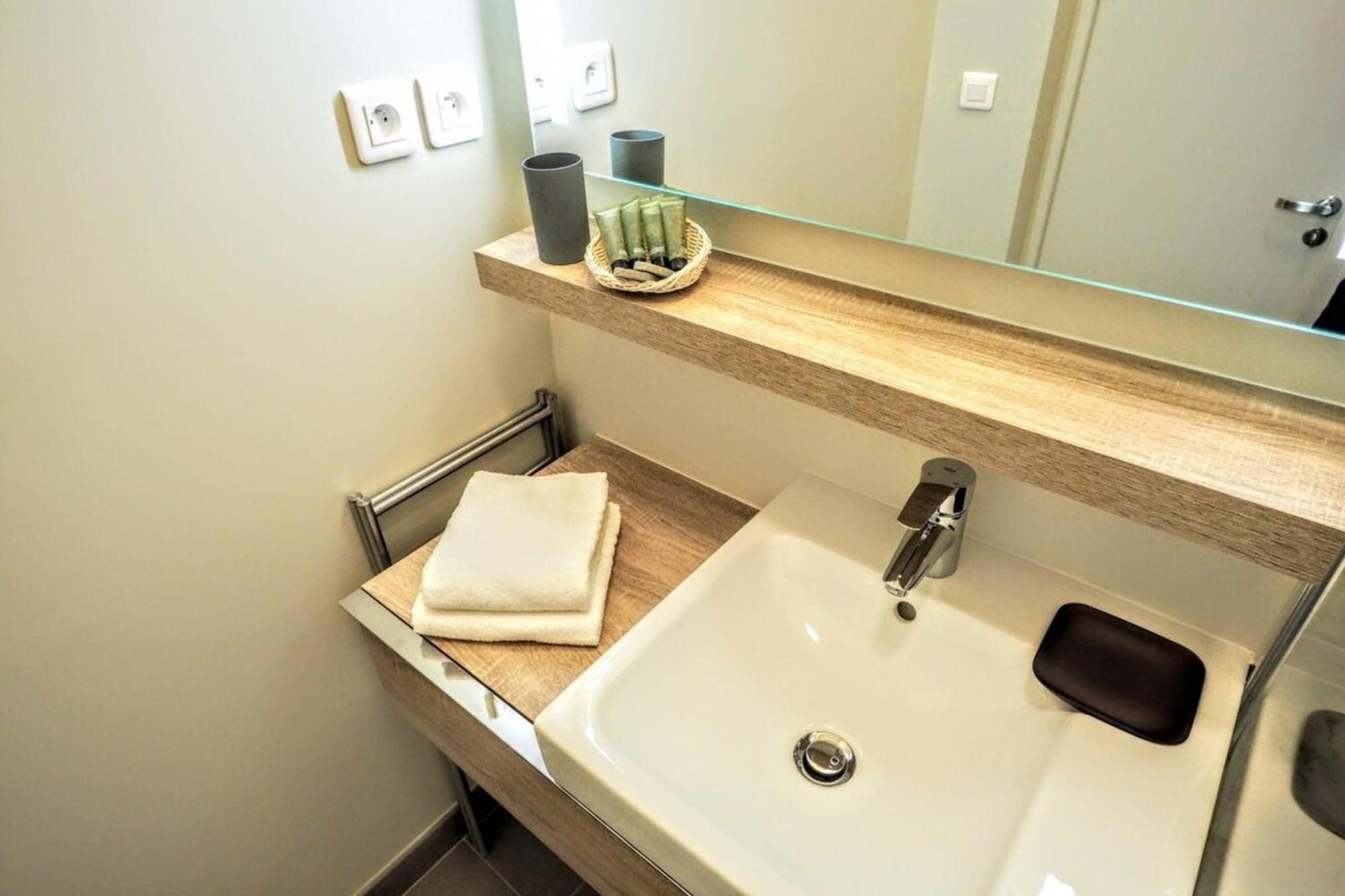 Moliere Chicsuites Paris Eksteriør bilde